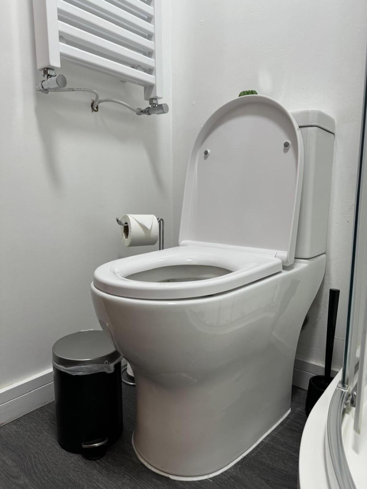 Premier City Centre Room- Ensuite Nottingham Bagian luar foto